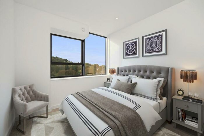 Studio To Rent In College Road Harrow, HA1