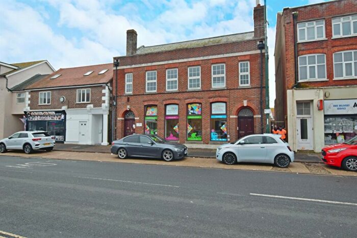 2 Bedroom Apartment To Rent In Aldwick Road, Bognor Regis, PO21