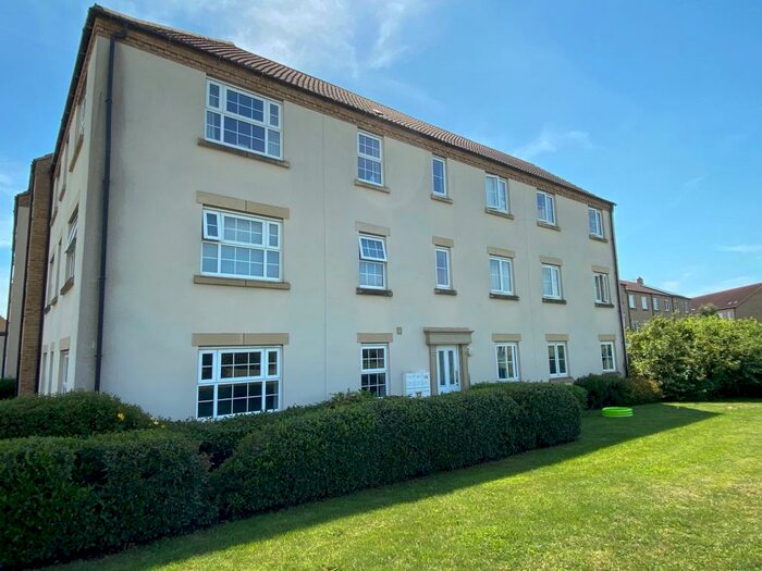 2 Bedroom Flat To Rent In Kings Avenue, Ely, CB7