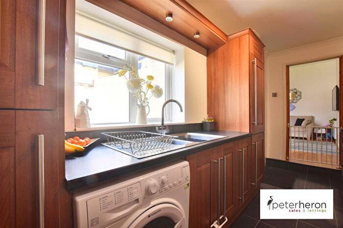 2 Bedroom Cottage For Sale In Mere Knolls Road, Roker, Sunderland, SR6