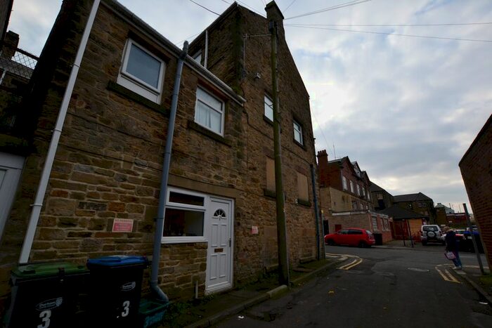 3 Bedroom Town House To Rent In Anthony Street, Stanley, DH9