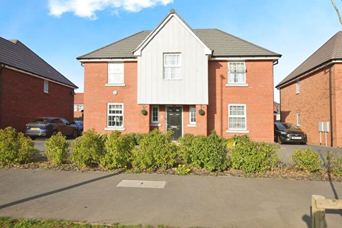 4 Bedroom Detached House For Sale In Spectrum Avenue, Rugby, CV22