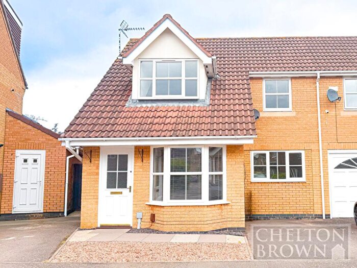 4 Bedroom Semi Detached House For Sale In Aldwell Close, Wootton, Northampton, Northamptonshire, NN4