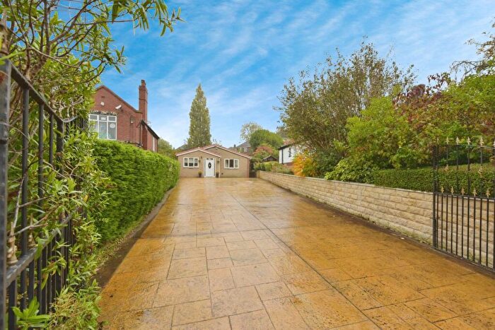 3 Bedroom Detached Bungalow For Sale In Bellhouse Road, Sheffield, S5