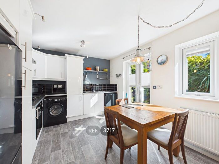 2 Bedroom Detached Bungalow To Rent In Wyndham Mews, St. Andrews Road, Nottingham, NG3