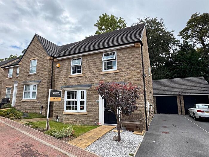 4 Bedroom Detached House For Sale In Bluebell Drive, Wyke, Bradford, BD12