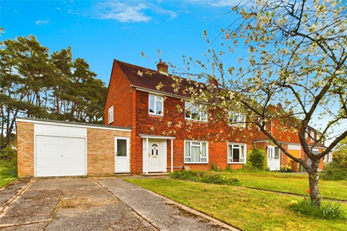 3 Bedroom Semi-Detached House For Sale In Portway, Baughurst, Tadley, Hampshire, RG26