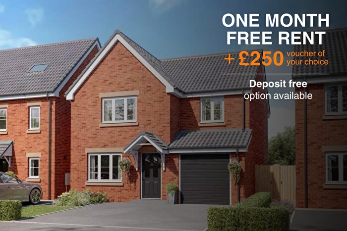 4 Bedroom Semi-Detached House To Rent In Hawkers Place, Hucknall, NG15