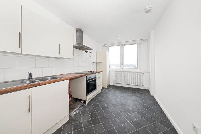 2 Bedroom Flat For Sale In East Surrey Grove, Peckham, SE15