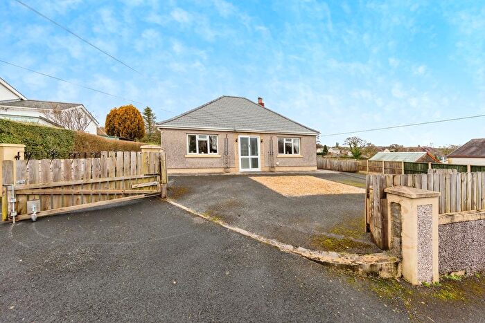 3 Bedroom Bungalow For Sale In Four Roads, Kidwelly, Carmarthenshire, SA17