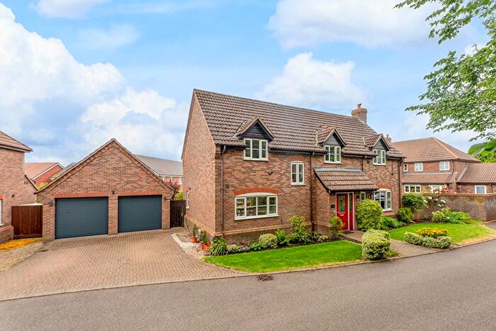 4 Bedroom Detached House For Sale In Acorn Close, Barton Seagrave, NN15