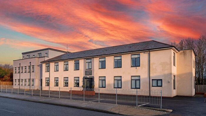 3 Bedroom Flat For Sale In Coble Dene, North Shields, NE29