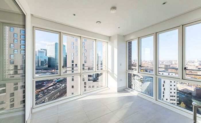 2 Bedroom Flat To Rent In Royal Captain Court, London, E14