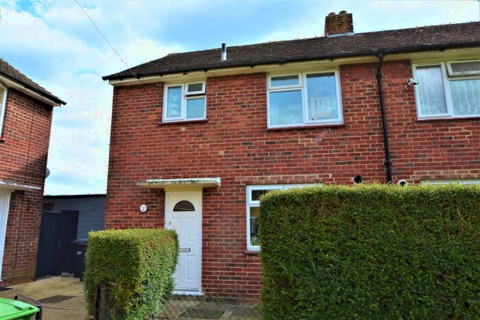 2 Bedroom End Of Terrace House To Rent In Blendworth Crescent, Havant, Hampshire, PO9