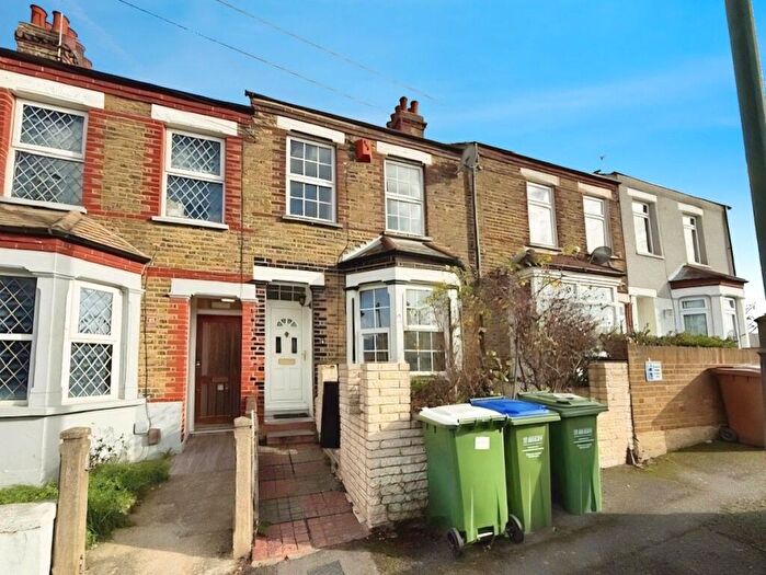 3 Bedroom Terraced House To Rent In Vickers Road, Erith, DA8
