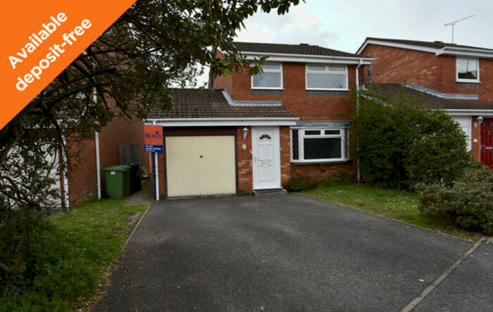 3 Bedroom Link Detached House To Rent In *Available With No Deposit* Downscroft Gardens, Hedge End, SO30