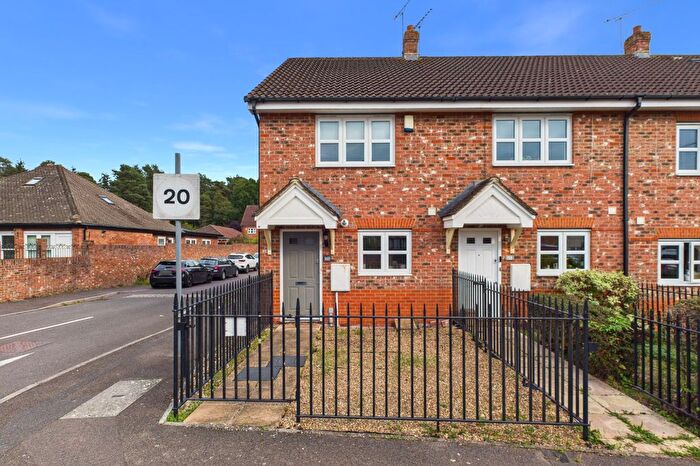 2 Bedroom End Of Terrace House For Sale In College Road, College Town, Sandhurst, Berkshire, GU47