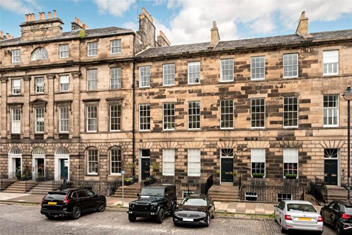 4 Bedroom Apartment For Sale In Great King Street, Edinburgh, EH3