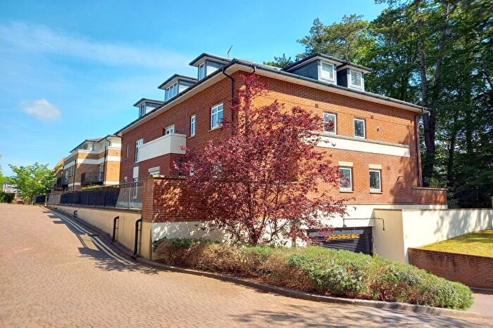 1 Bedroom Penthouse For Sale In Winchester, SO22