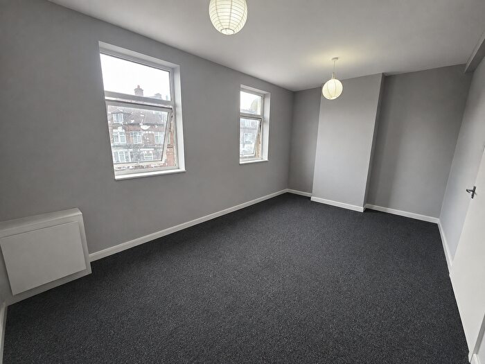 1 Bedroom Flat To Rent In Goresbrook Road, Dagenham, RM9