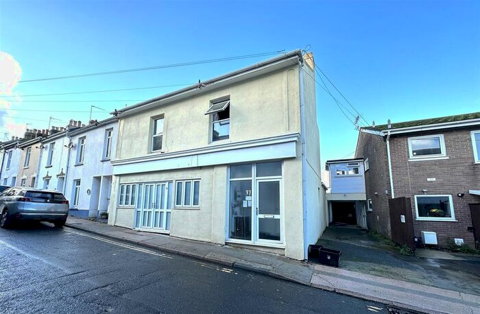 1 Bedroom Flat To Rent In Drew Street, Brixham, TQ5