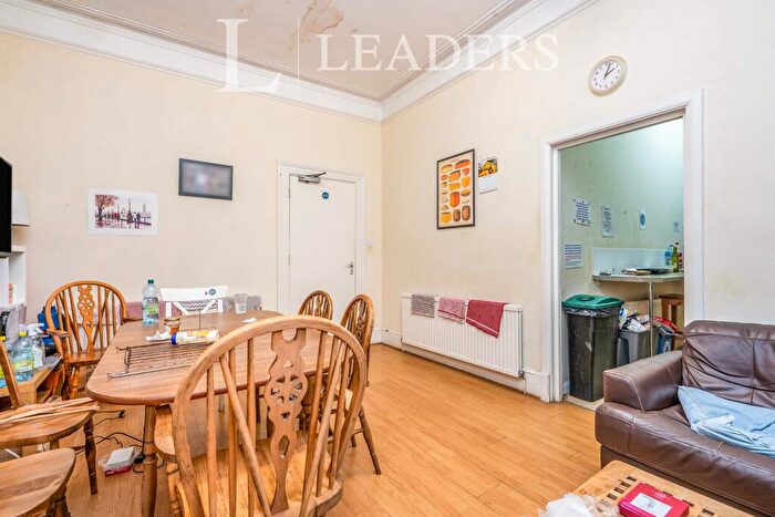 House To Rent In Rockstone Place, SO15