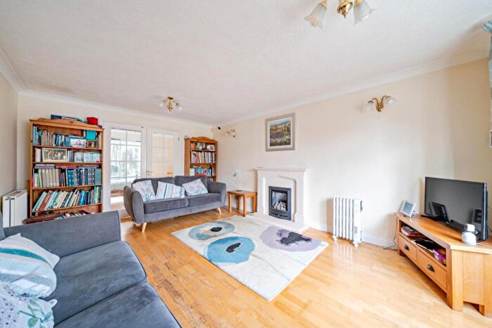 4 Bedroom Detached House For Sale In Aldermans Lane, Redditch, B97