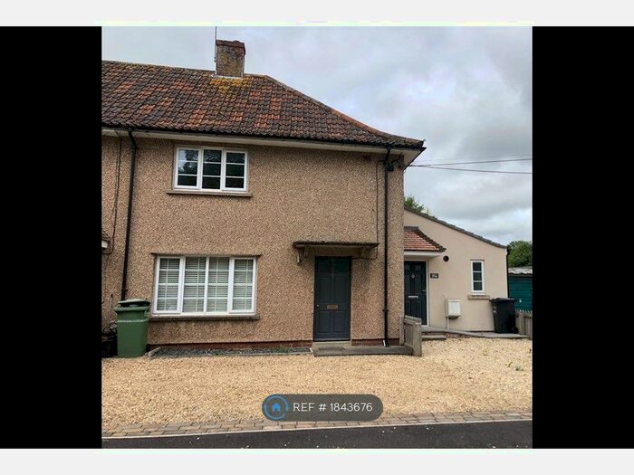 3 Bedroom Terraced House To Rent In Glanvill Road, Somerset, BA16