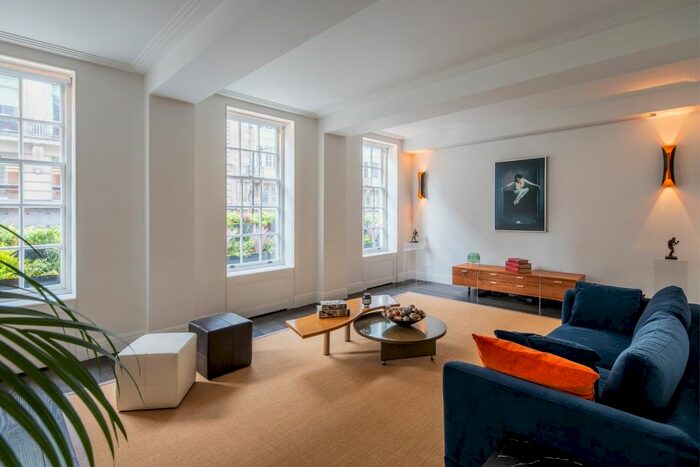 2 Bedroom Flat To Rent In Seaford Court, Great Portland Street, Fitzrovia, W1W