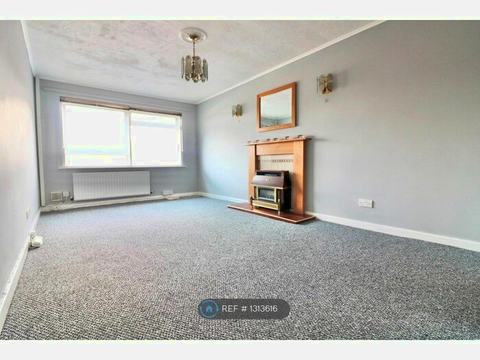 2 Bedroom Flat To Rent In Calverton Road, Arnold, Nottingham NG5