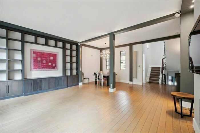 4 Bedroom Maisonette To Rent In Harrington Gardens, London, SW7