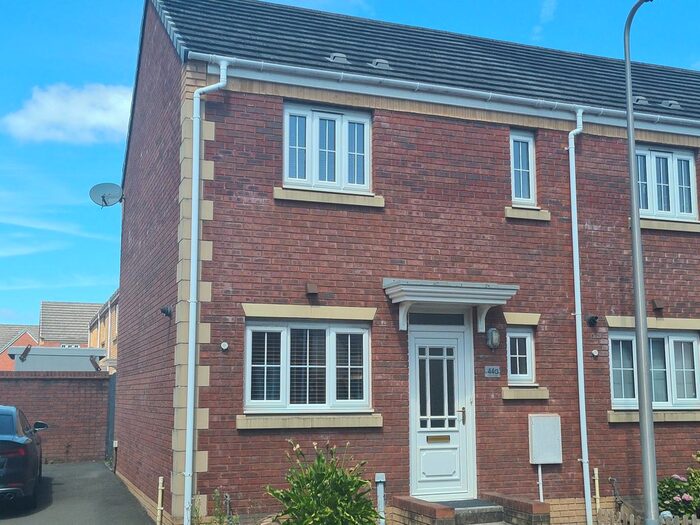 2 Bedroom End Of Terrace House To Rent In Moorland Green, Gorseinon, SA4