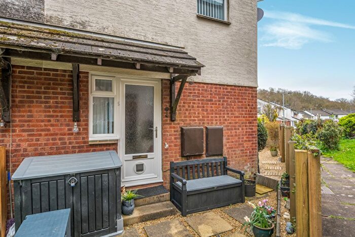 1 Bedroom End Terrace House For Sale In Perth Close, Exeter, EX4