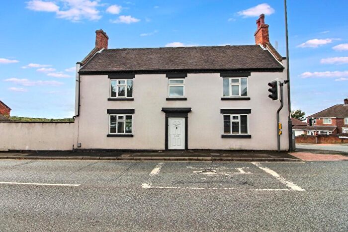 4 Bedroom Detached House For Sale In Burton Road, Midway, Swadlincote, DE11