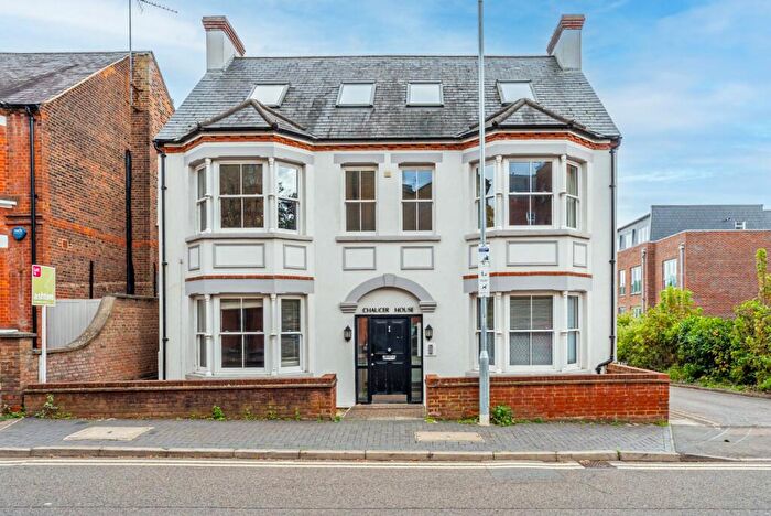 2 Bedroom Apartment For Sale In Upper Marlborough Road, St. Albans, Hertfordshire, AL1