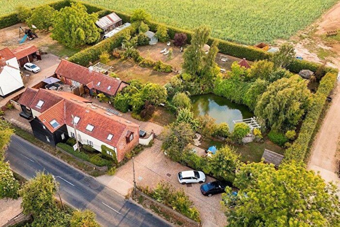7 Bedroom Detached House For Sale In New Buckenham Road, Banham, Norwich, NR16