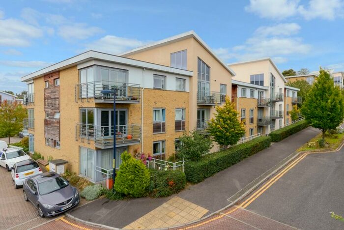 2 Bedroom Apartment To Rent In Stafford Gardens, Maidstone, ME15
