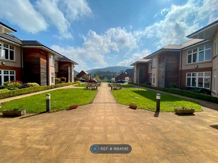 2 Bedroom Flat To Rent In Ley Gardens, Church Stretton, SY6