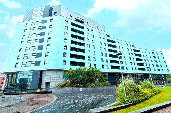 2 Bedroom Apartment For Sale In Gateway North, Leeds, LS9