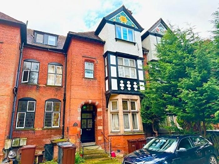 2 Bedroom Flat To Rent In Tettenhall Road, Wolverhampton, WV6