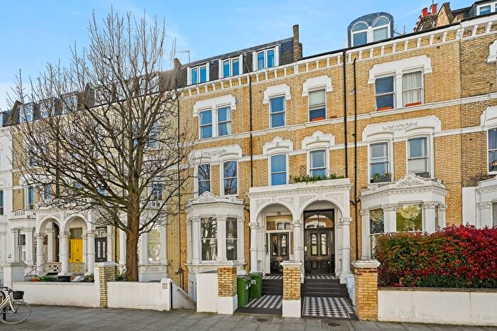 1 Bedroom Flat To Rent In Sinclair Road, London, W14