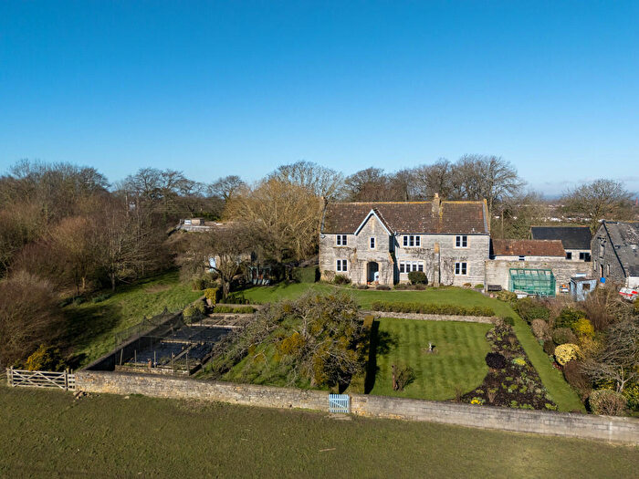 5 Bedroom Detached House To Rent In Somerton Road, Street, BA16