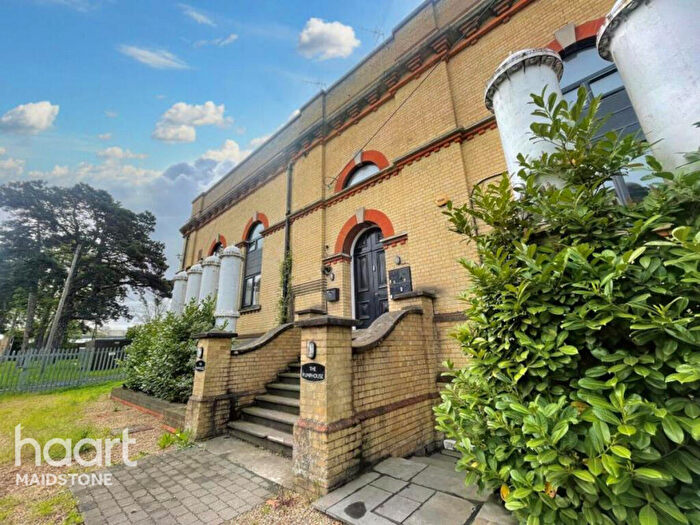 1 Bedroom Apartment To Rent In Forstal Road, Aylesford, ME20