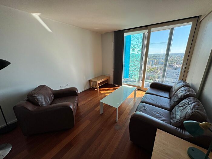 2 Bedroom Flat To Rent In Holloway Circus Queensway, Birmingham, B1