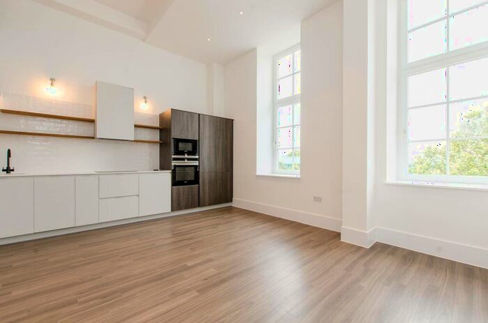 1 Bedroom Flat To Rent In Goldsmiths Row, , Bethnal Green, London, E2