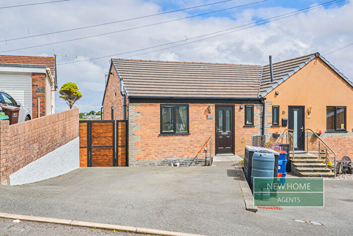 3 Bedroom Semi-Detached House For Sale In Awelfryn, Amlwch, Anglesey, LL68
