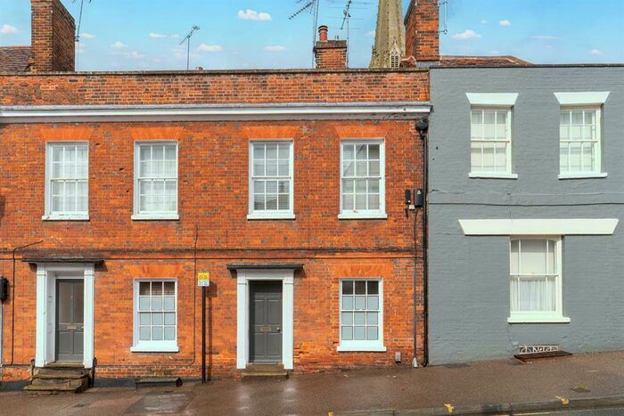 2 Bedroom Flat To Rent In Church Street, Saffron Walden, CB10