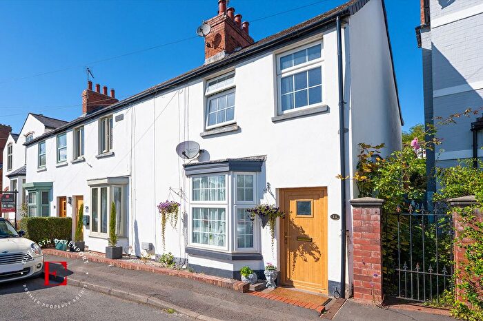3 Bedroom Cottage For Sale In Lower Ladyes Hills, Kenilworth, CV8