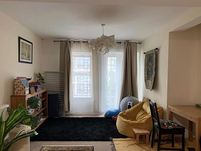 1 Bedroom Flat To Rent In Court Road, Eltham, London, SE9