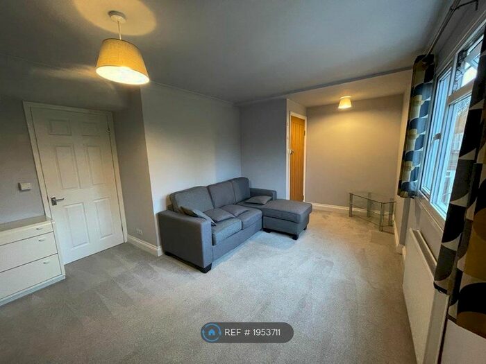 Studio To Rent In Sunnyside, Chalfont St. Giles, HP8